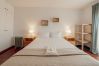 Apartamento em Porto - ESPINHO MODERN 3 BEDROOM APARTMENT by VACATIONY