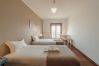 Apartamento em Porto - ESPINHO MODERN 3 BEDROOM APARTMENT by VACATIONY
