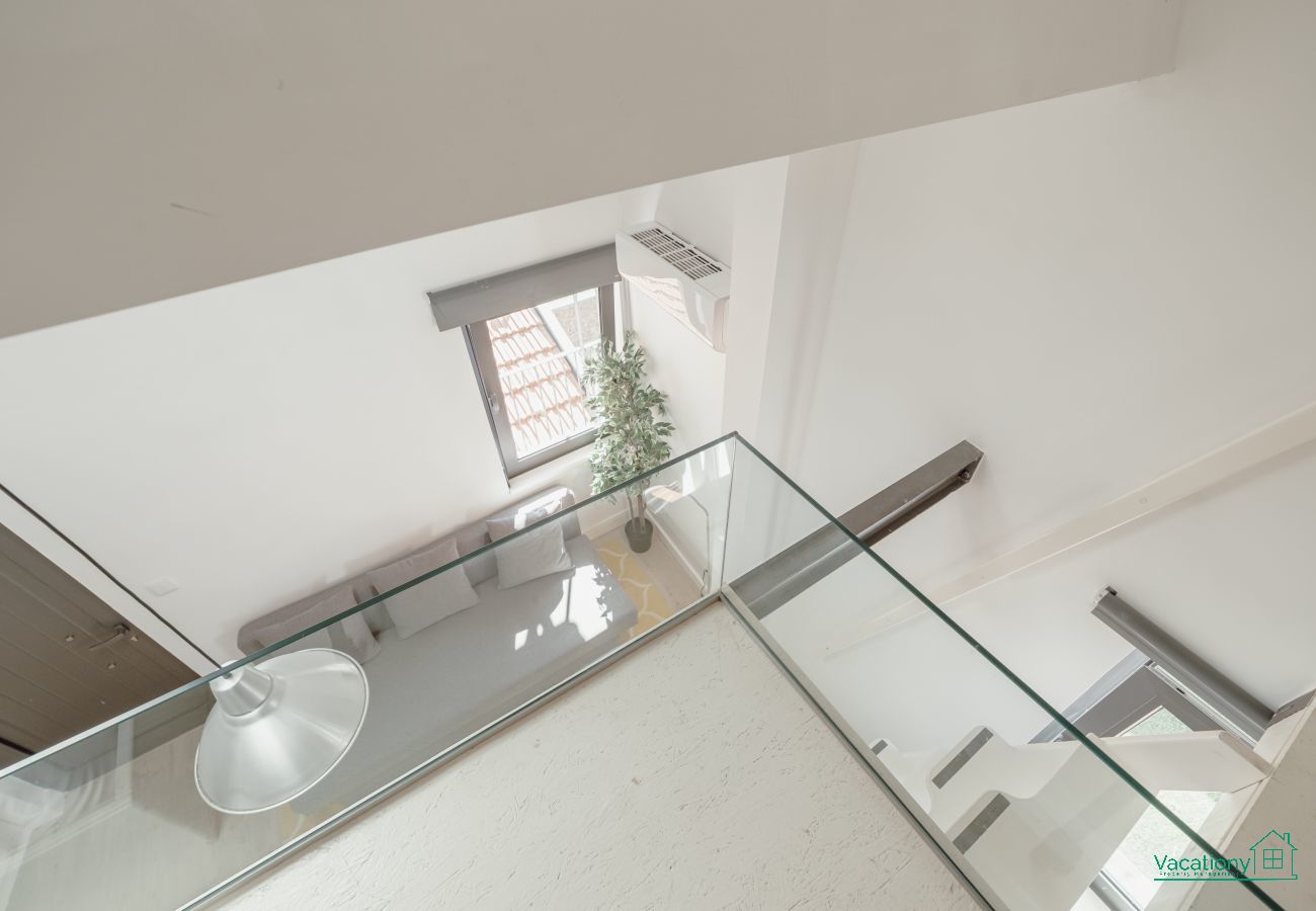 Apartamento em Porto - MEZZANINE STYLISH APARTMENT P