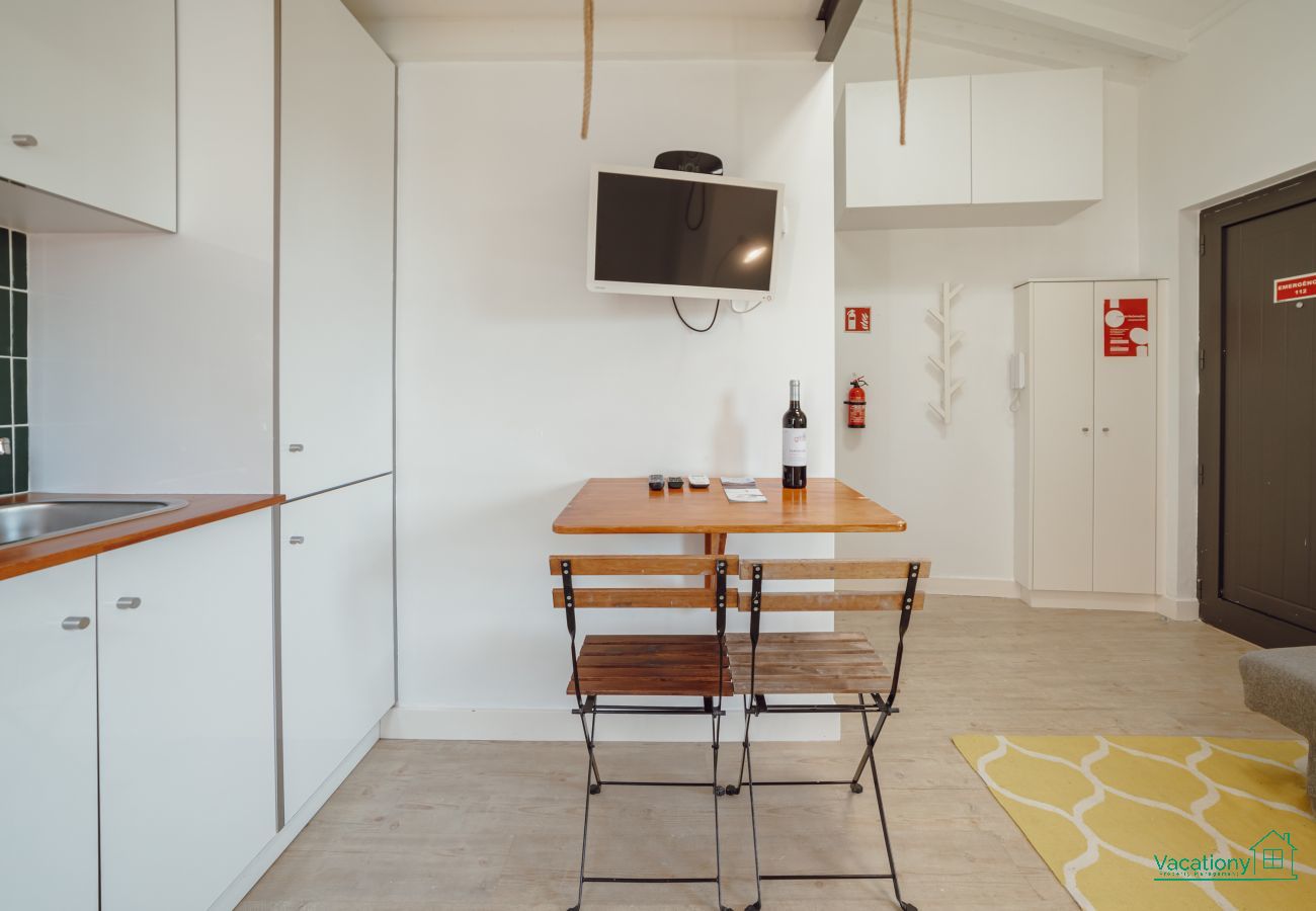 Apartamento em Porto - MEZZANINE STYLISH APARTMENT P