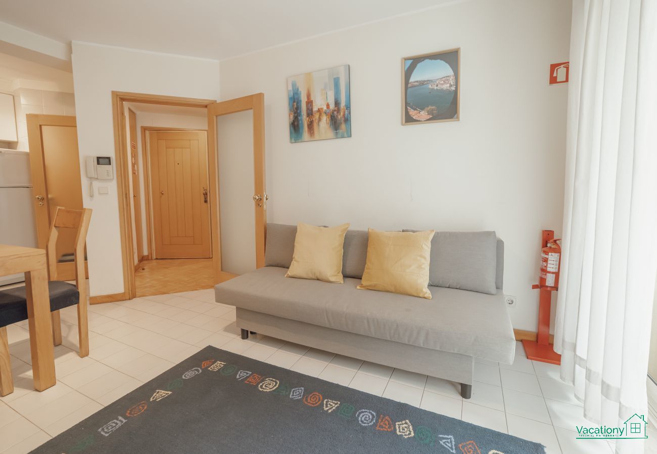 Apartamento em Porto - DOWNTOWN TRINDADE WITH TERRACE by VACATIONY