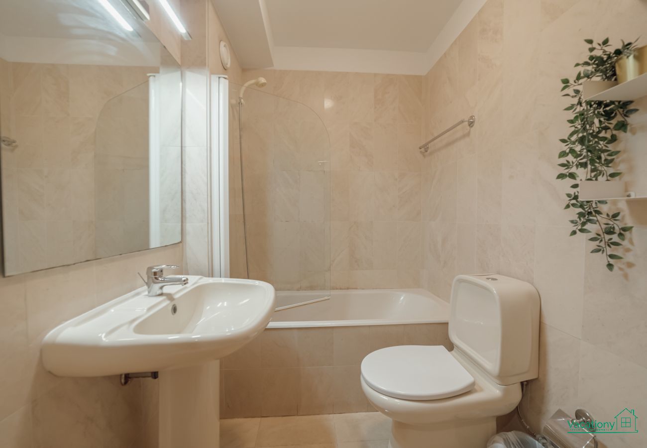 Apartamento em Porto - DOWNTOWN TRINDADE WITH TERRACE by VACATIONY