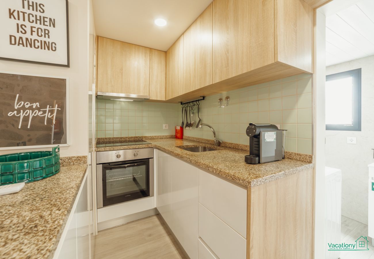 Apartamento em Porto - CITY CENTER COMFORT APARTMENT B by VACATIONY