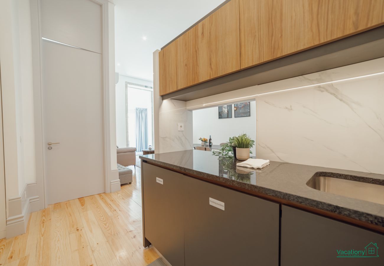 Apartamento em Porto - DOWNTOWN GOLD BOLHÃO B WITH TERRACE by VACATIONY