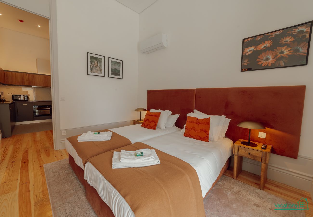 Apartamento em Porto - DOWNTOWN GOLD BOLHÃO B WITH TERRACE by VACATIONY