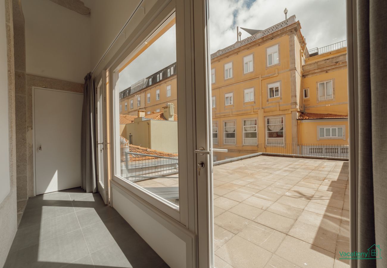 Apartamento em Porto - DOWNTOWN GOLD BOLHÃO B WITH TERRACE by VACATIONY