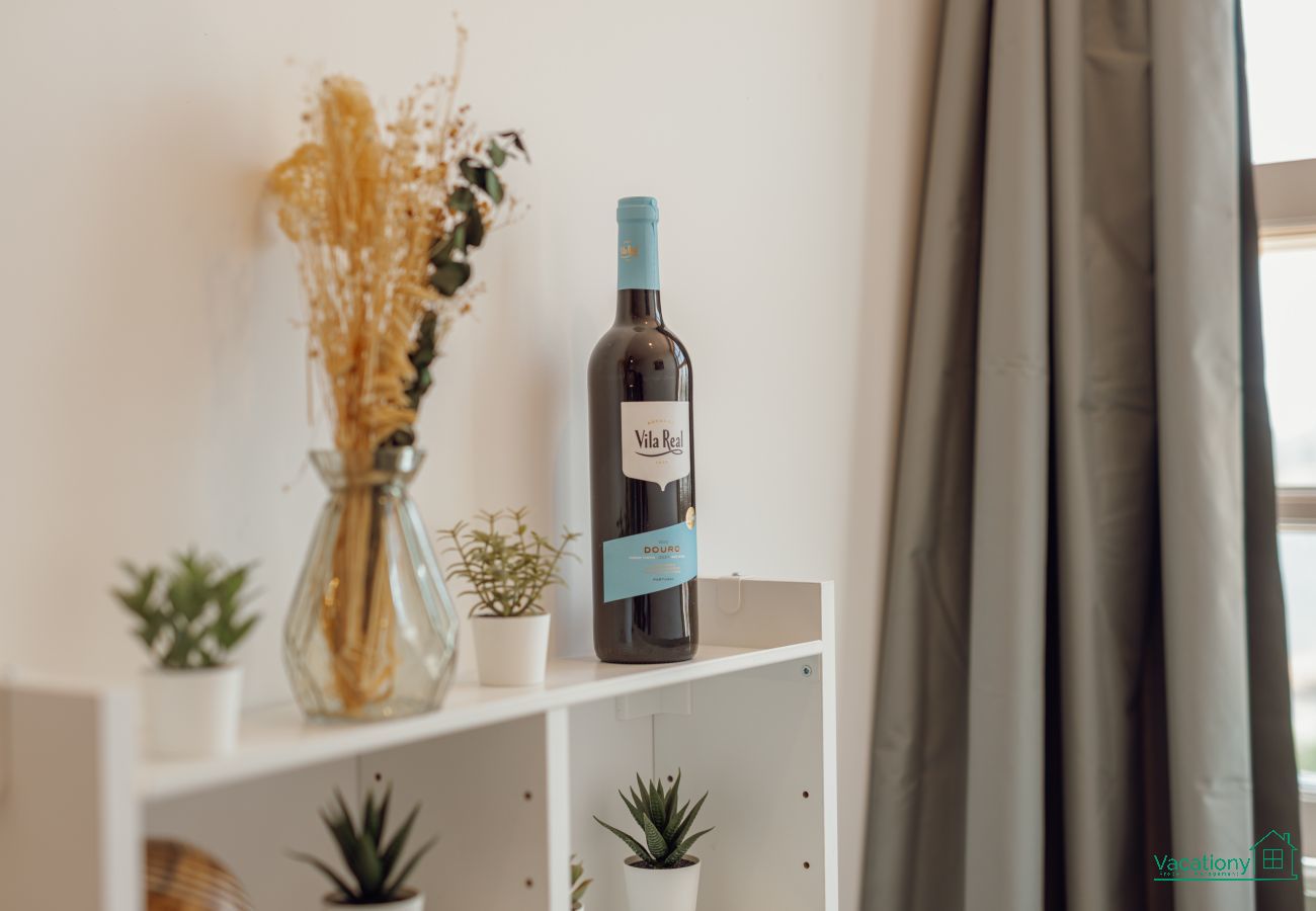 Apartamento em Porto - DOWNTOWN SUITE A by VACATIONY