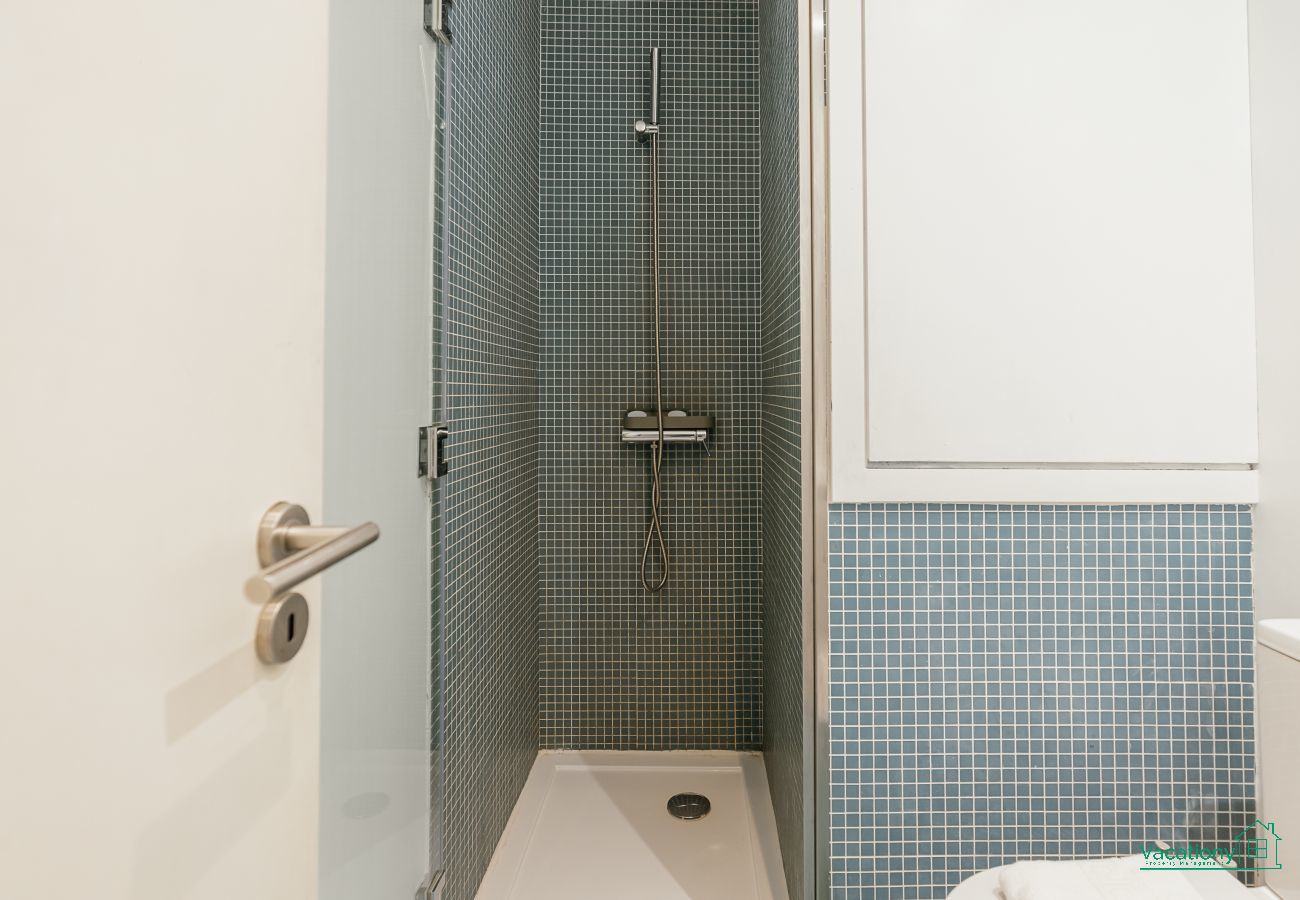 Apartamento em Porto - DOWNTOWN FORMOSA STUDIO by VACATIONY