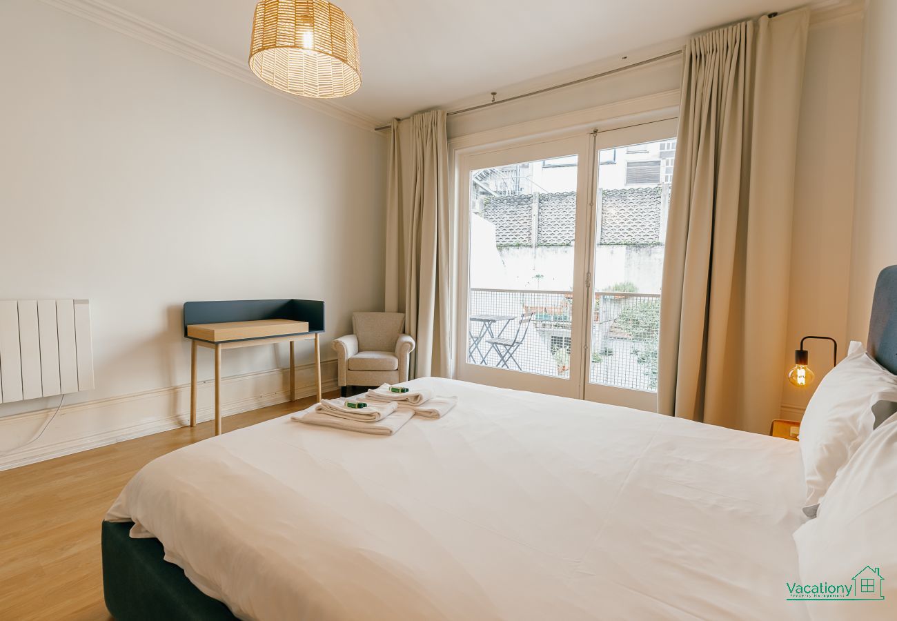 Apartamento em Porto - URBAN REFUGE 4BD by VACATIONY