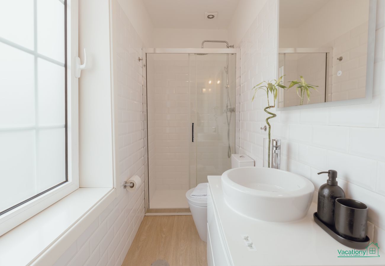 Apartamento em Porto - DOWNTOWN ELEGANT STUDIO by VACATIONY