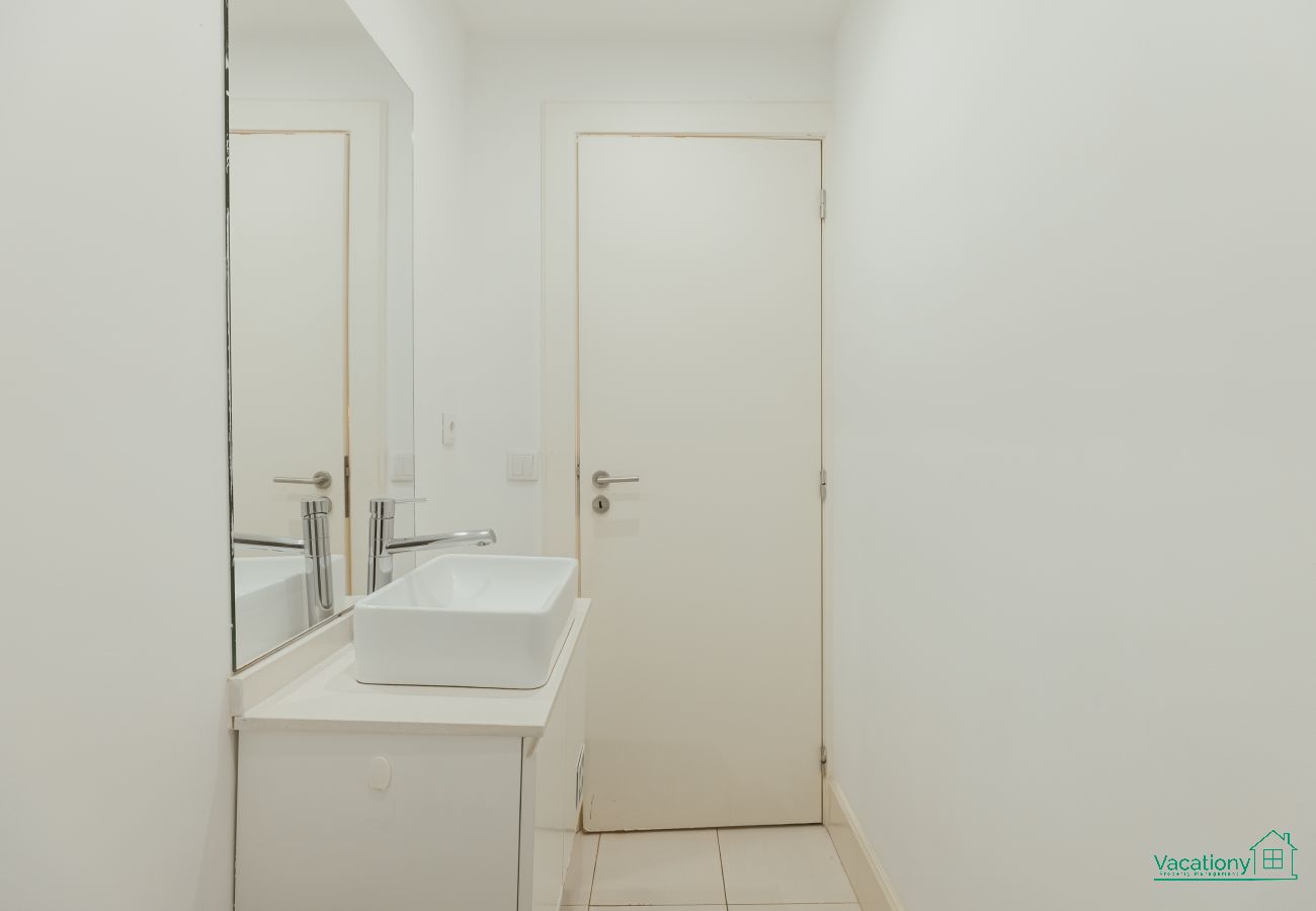Apartamento em Porto - HEART OF THE CITY APARTMENT by VACATIONY