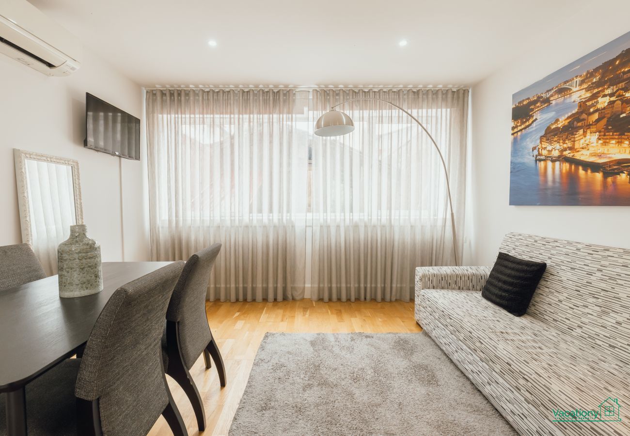 Apartamento em Porto - HEART OF THE CITY APARTMENT by VACATIONY