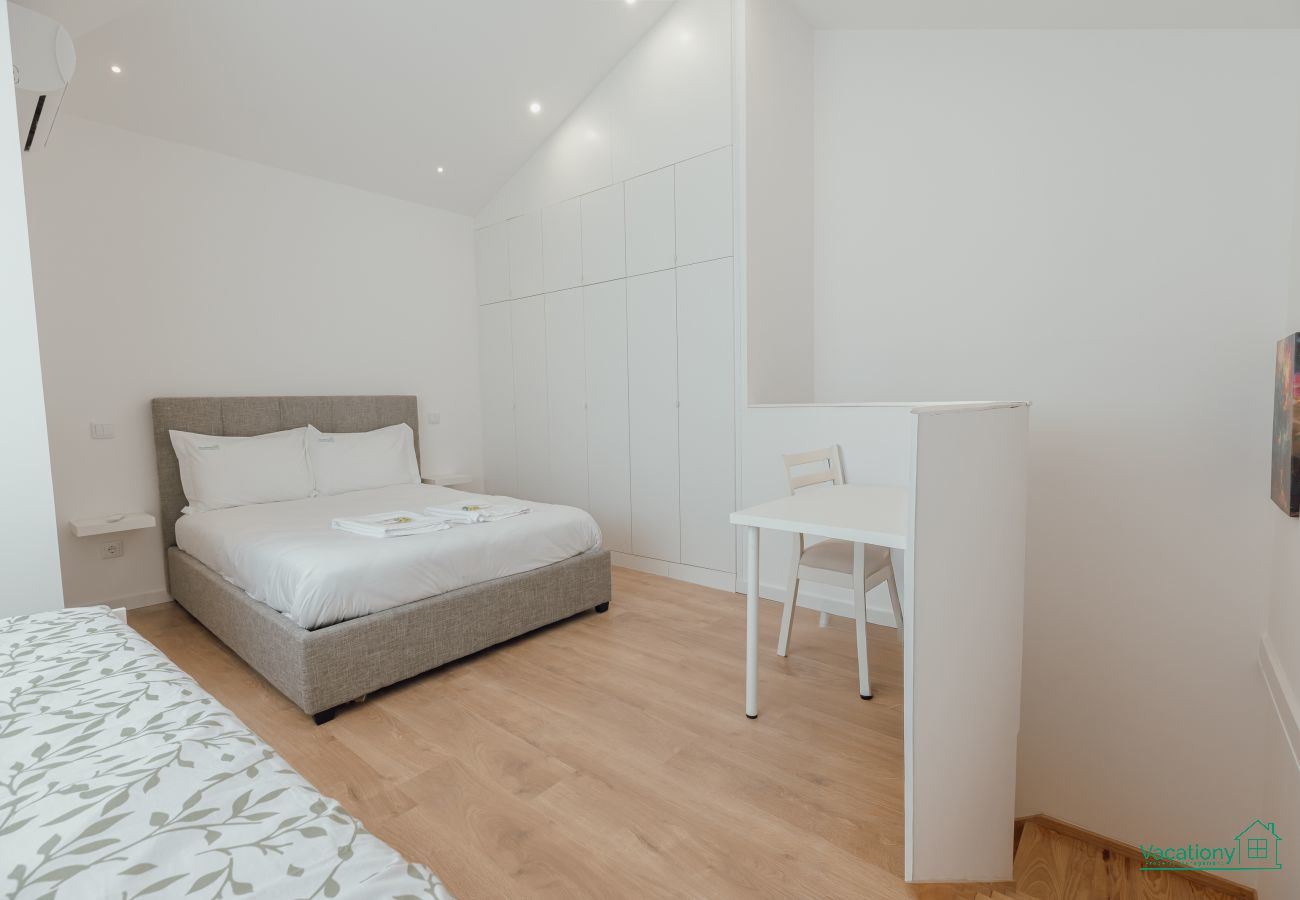 Apartamento em Porto - MODERN LAPA DUPLEX E by VACATIONY