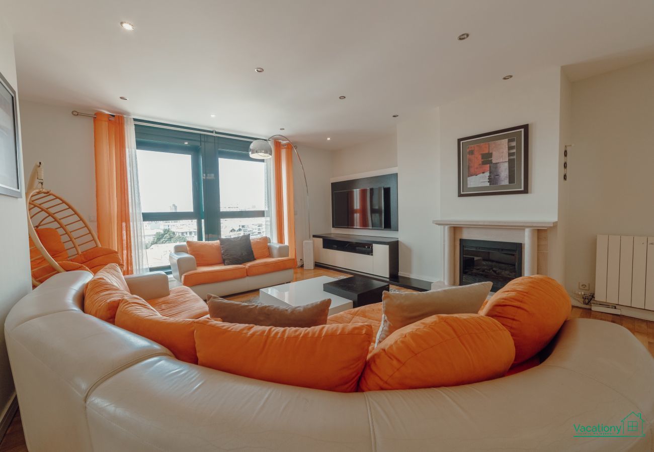 Apartment in Porto - DOWNTOWN GRAND TOWER VIEW