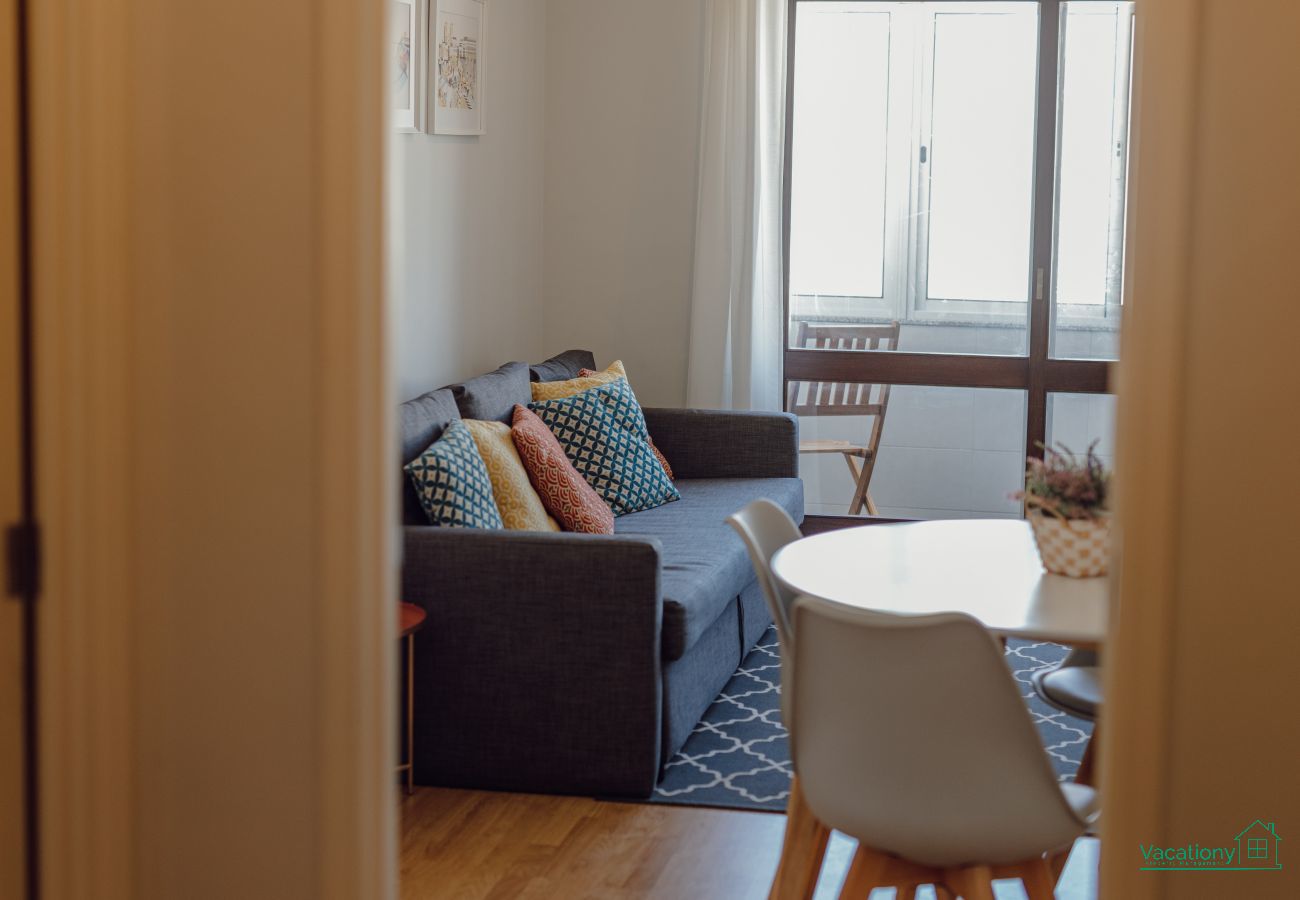 Apartment in Porto - DOWNTOWN DESIGN WITH BALCONY