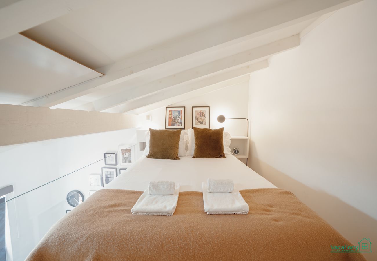 Apartment in Porto - MEZZANINE STYLISH APARTMENT U