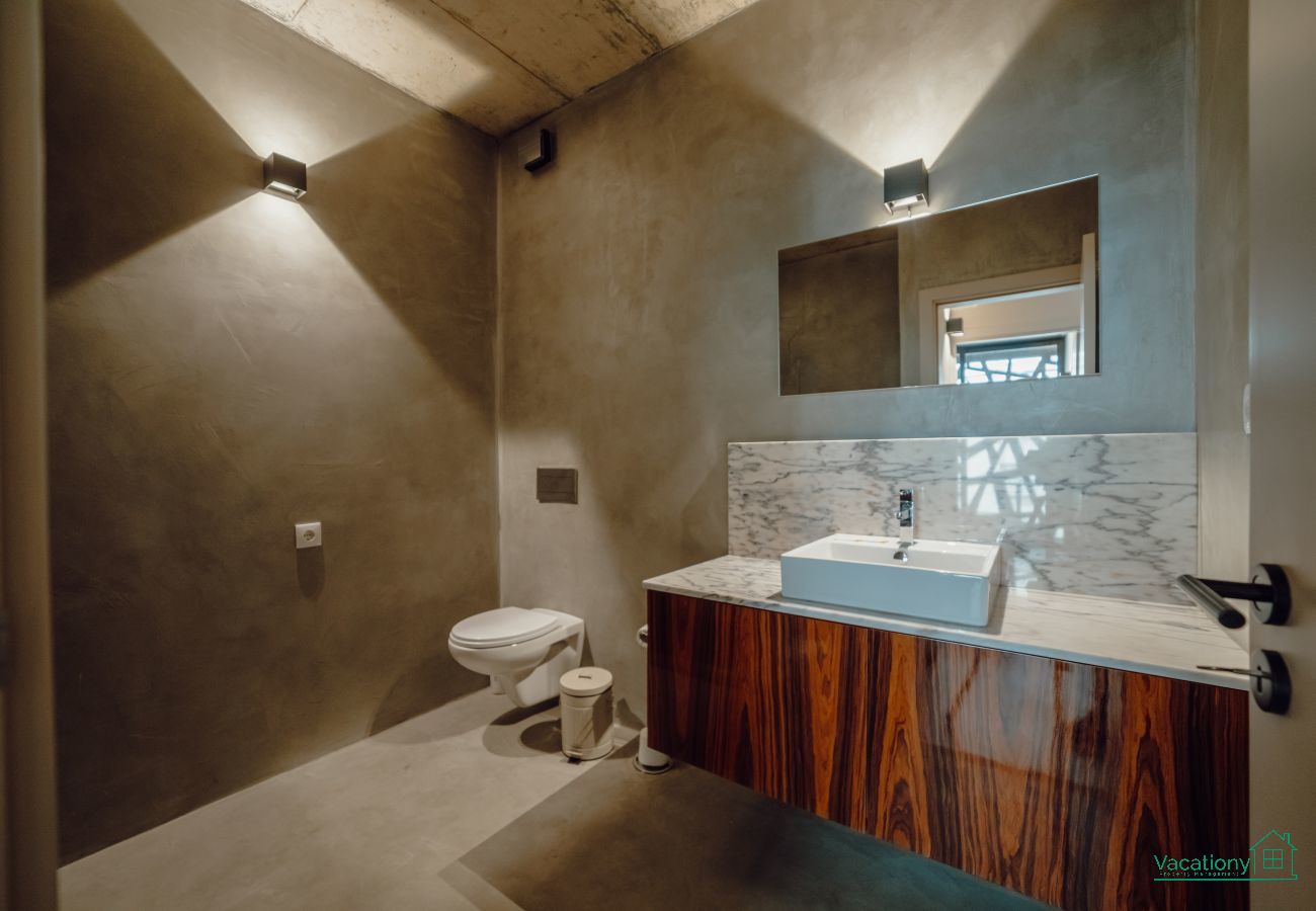 Apartment in Porto - CITY CENTER PREMIUM APARTMENT with GARAGE