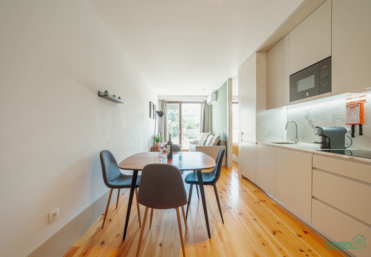 Apartment in Porto - LEGACY OPORTO PREMIUM APARTMENT C by VACATIONY
