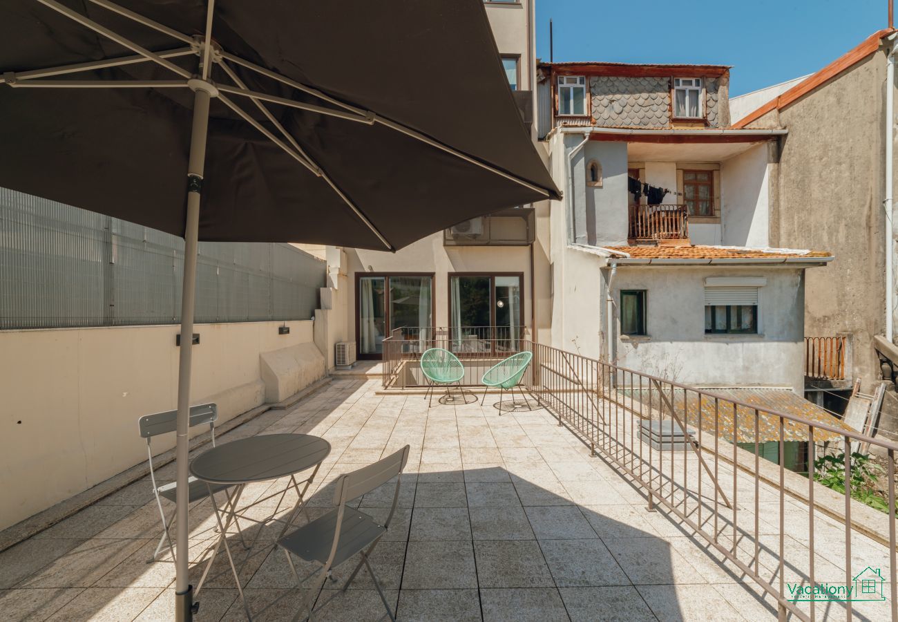 Apartment in Porto - LEGACY OPORTO PREMIUM APARTMENT C by VACATIONY