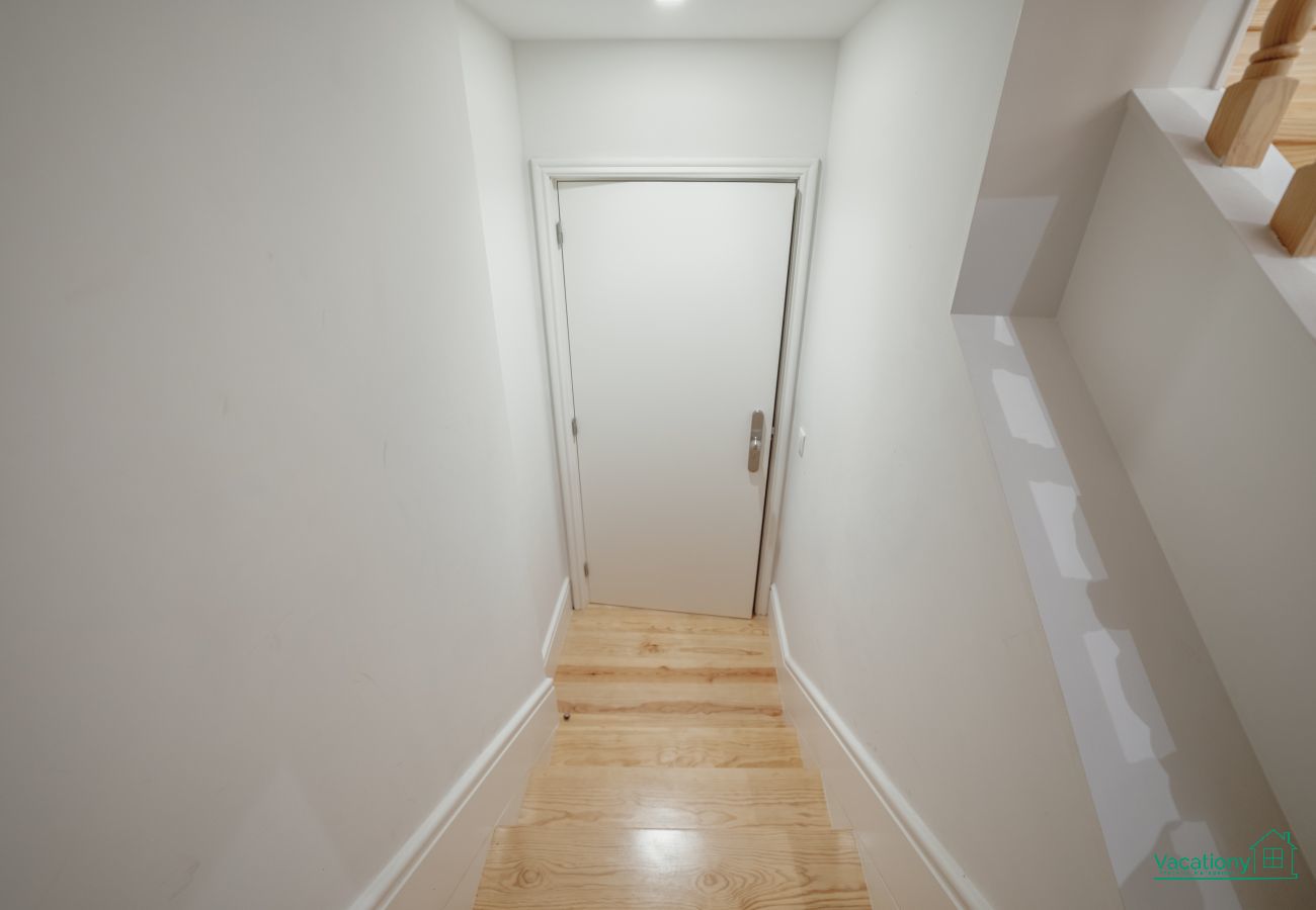 Apartment in Porto - DOWNTOWN CLERIGOS DUPLEX with RIVER VIEW