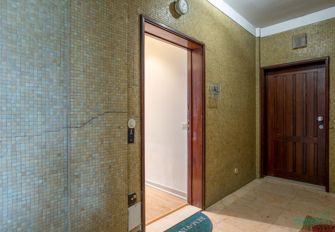 Apartment in Porto - ALEGRIA FLAT IN CITY CENTER with ELEVATOR