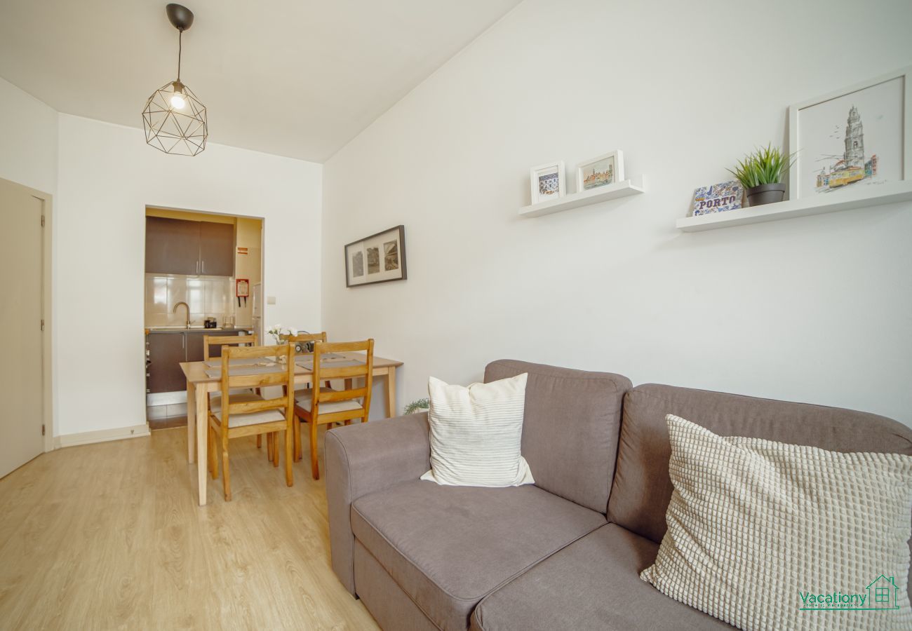 Apartment in Porto - ALEGRIA FLAT IN CITY CENTER with ELEVATOR