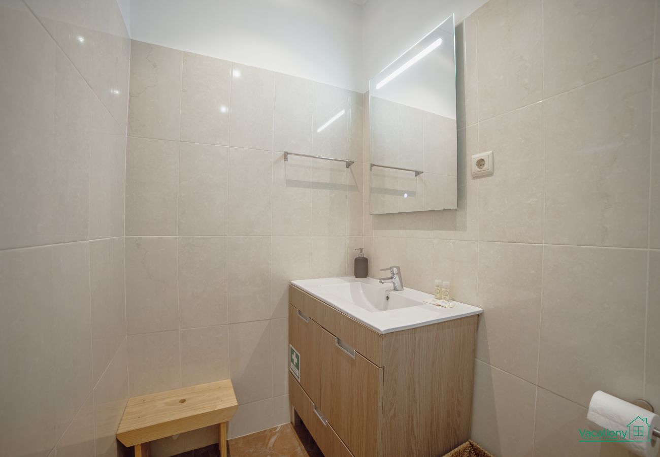Apartment in Porto - ALEGRIA FLAT IN CITY CENTER with ELEVATOR