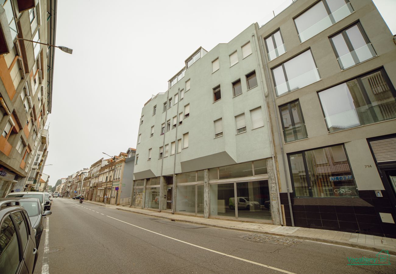 Apartment in Porto - ALEGRIA FLAT IN CITY CENTER with ELEVATOR