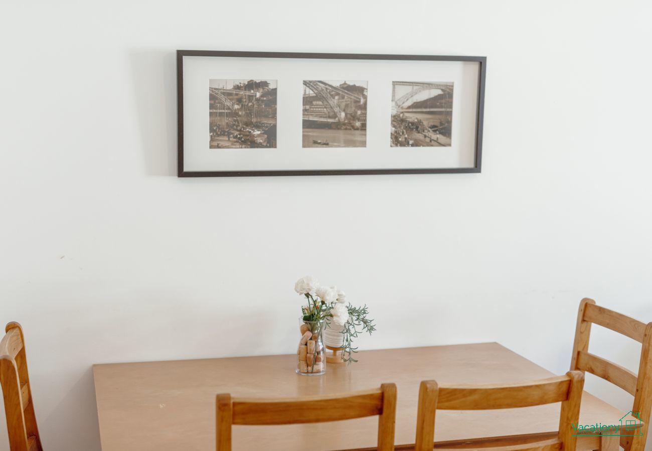 Apartment in Porto - ALEGRIA FLAT IN CITY CENTER with ELEVATOR