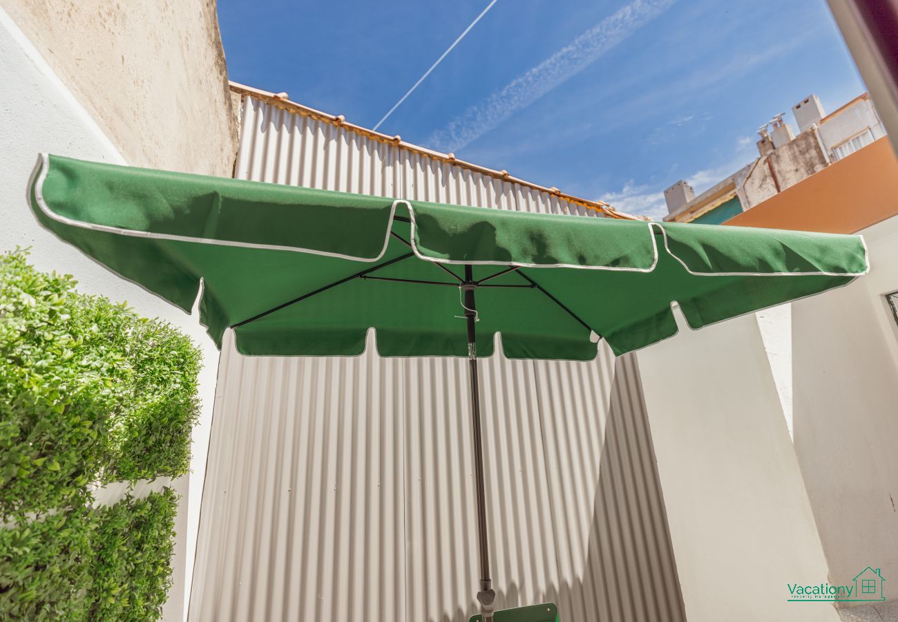 Apartment in Porto - LAPA STYLISH APARTMENT B WITH TERRACE