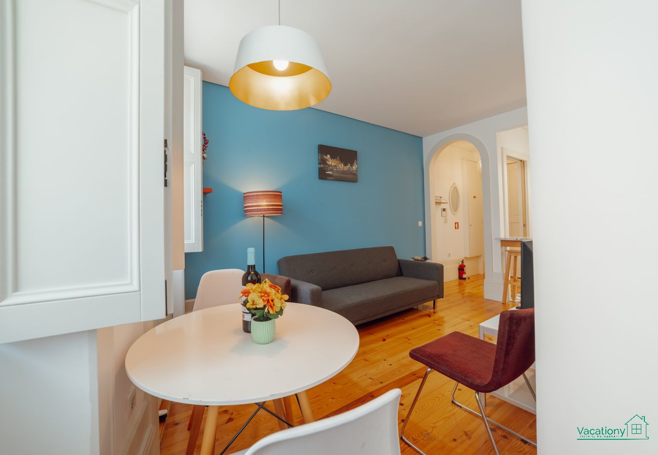 Apartment in Porto - DOWNTOWN CHARMING by VACATIONY