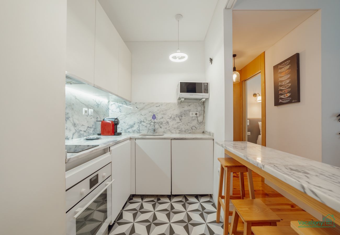 Apartment in Porto - DOWNTOWN CHARMING by VACATIONY
