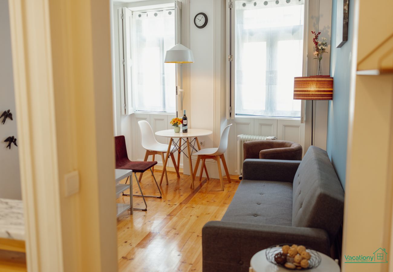 Apartment in Porto - DOWNTOWN CHARMING by VACATIONY