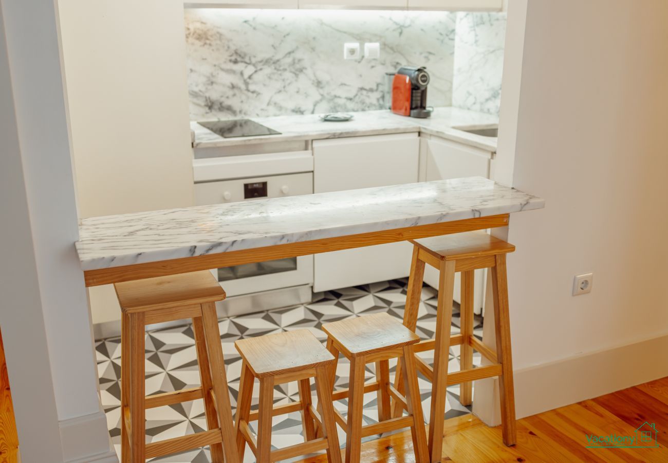 Apartment in Porto - DOWNTOWN CHARMING by VACATIONY