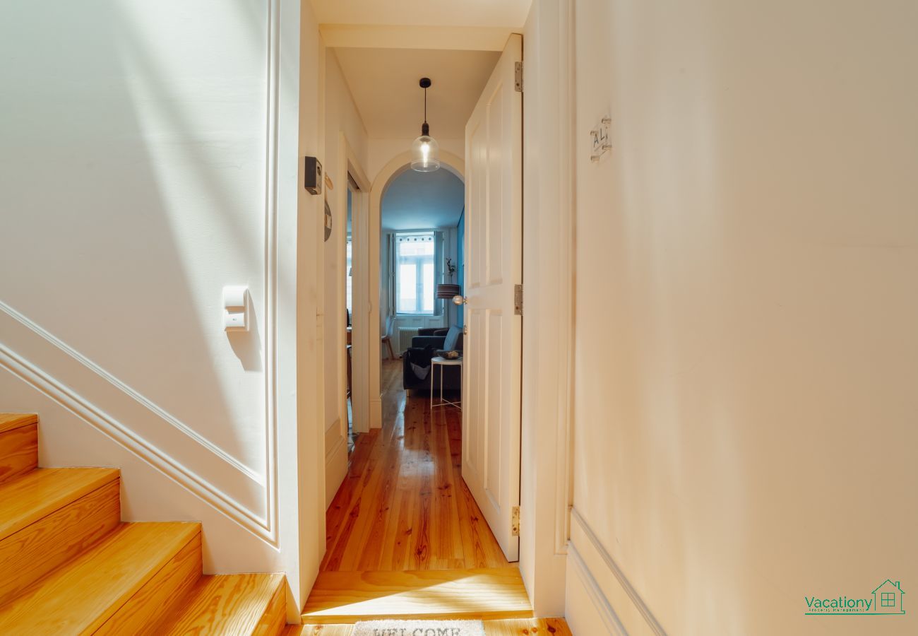 Apartment in Porto - DOWNTOWN CHARMING by VACATIONY