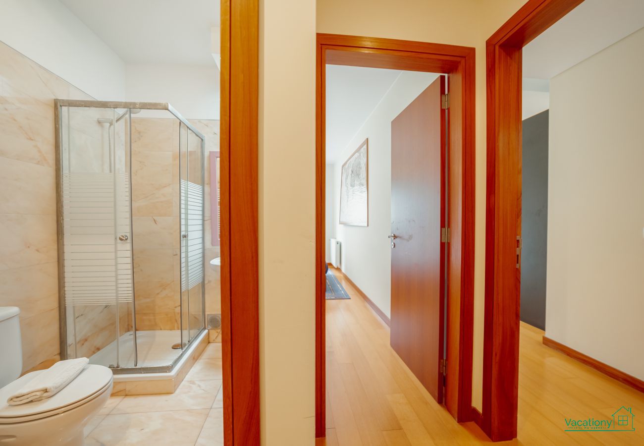 Apartment in Porto - DOWNTOWN DELUXE by VACATIONY