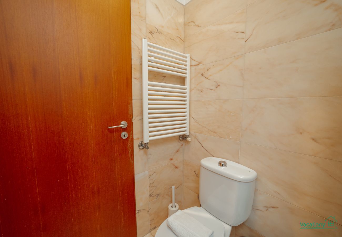 Apartment in Porto - DOWNTOWN DELUXE by VACATIONY