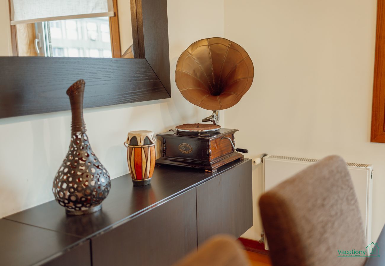 Apartment in Porto - DOWNTOWN DELUXE by VACATIONY