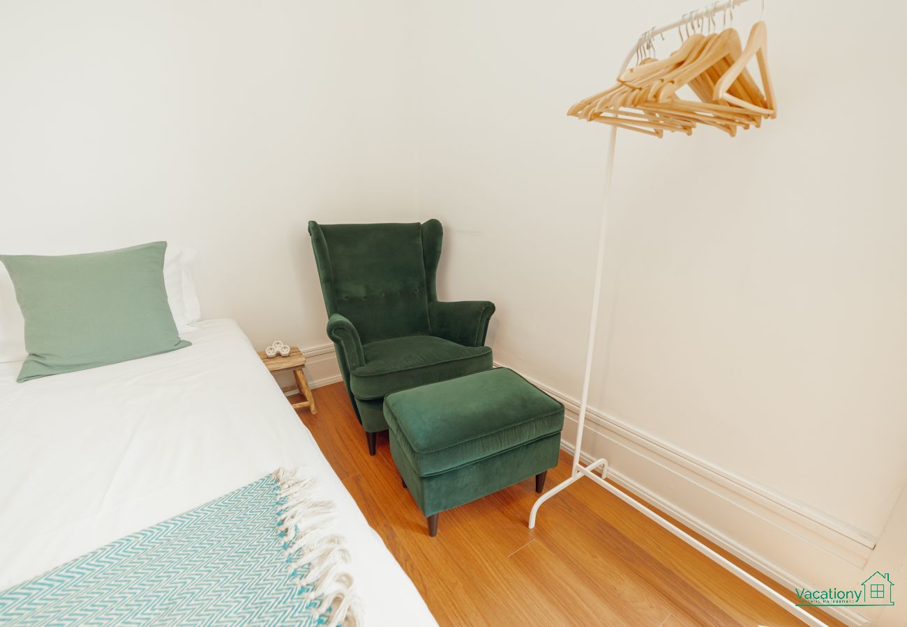 Apartment in Porto - DOWNTOWN RETRO BOLHAO by VACATIONY
