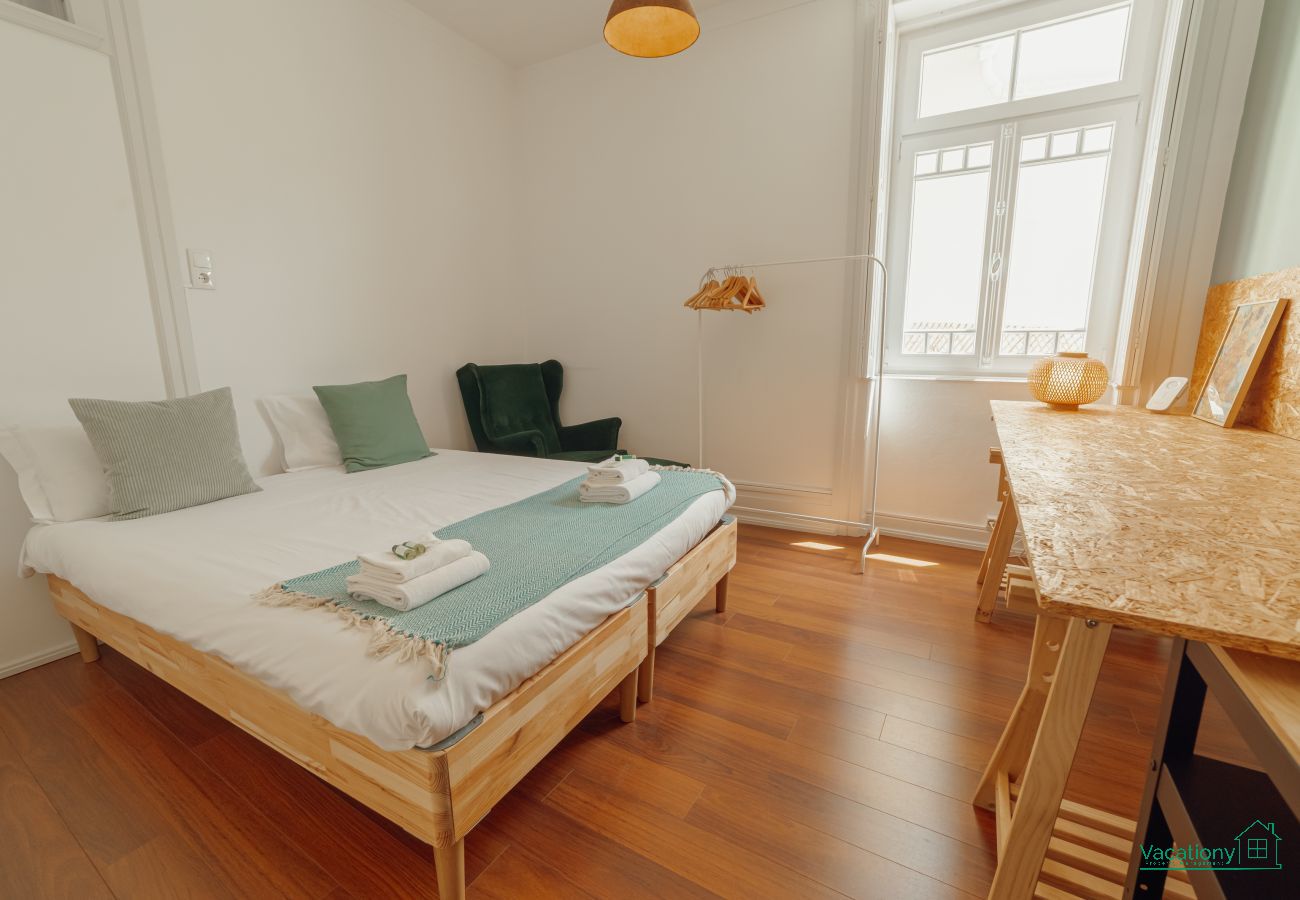Apartment in Porto - DOWNTOWN RETRO BOLHAO by VACATIONY