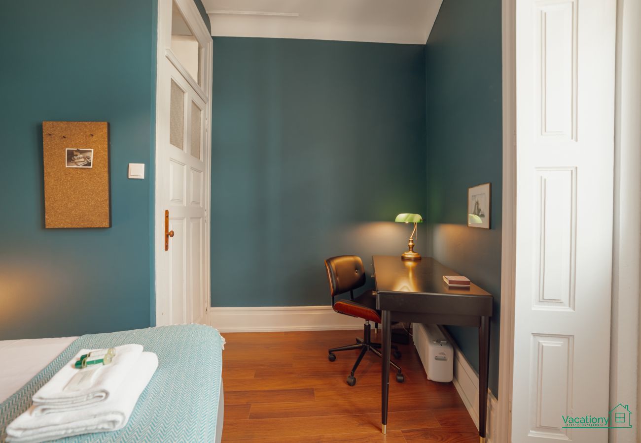 Apartment in Porto - DOWNTOWN RETRO BOLHAO by VACATIONY