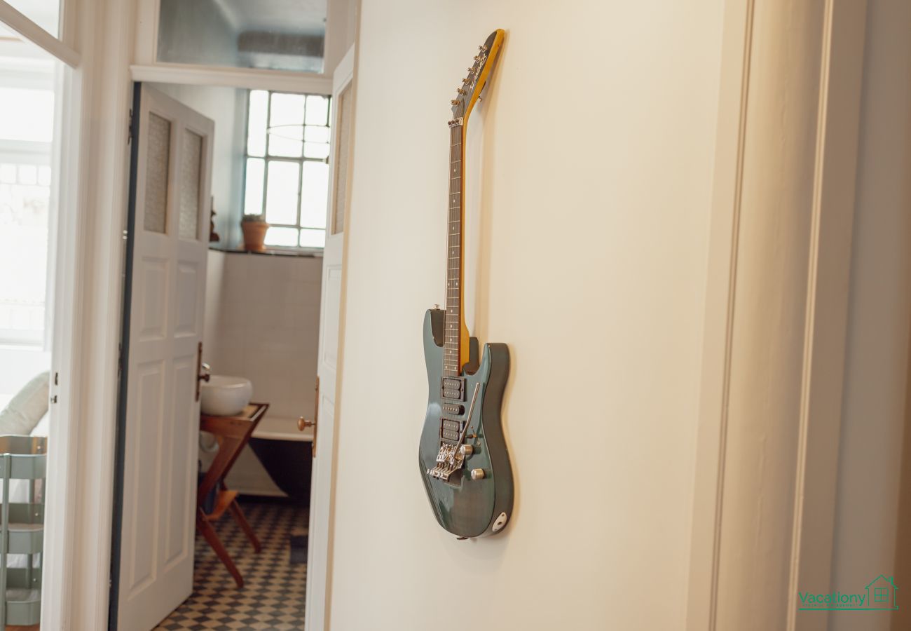 Apartment in Porto - DOWNTOWN RETRO BOLHAO by VACATIONY
