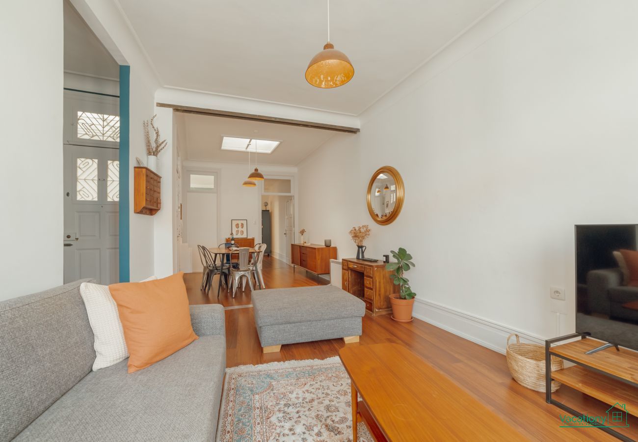 Apartment in Porto - DOWNTOWN RETRO BOLHAO by VACATIONY