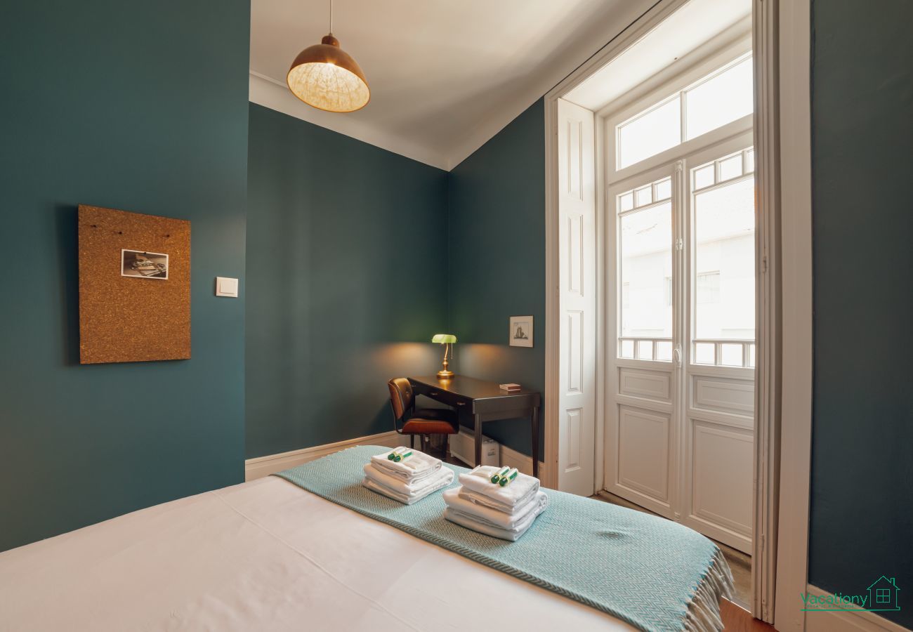 Apartment in Porto - DOWNTOWN RETRO BOLHAO by VACATIONY