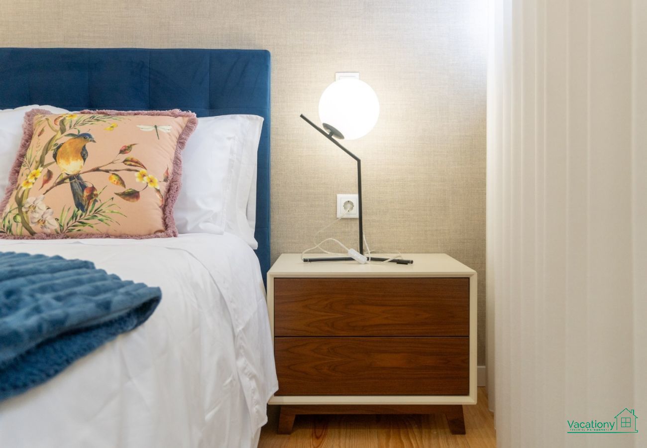 Apartment in Porto - CITY CENTER COMFORT APARTMENT B by VACATIONY