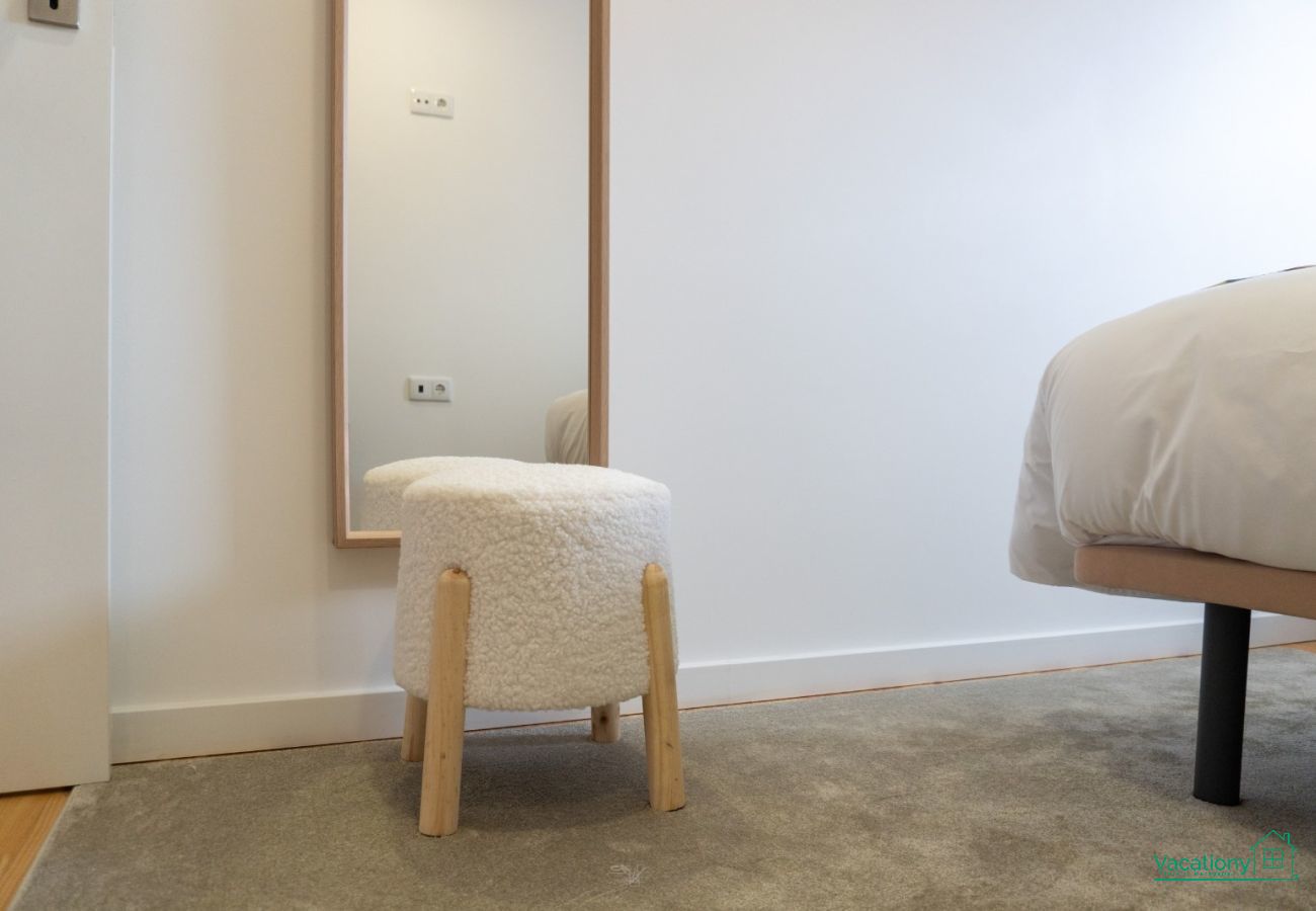 Apartment in Porto - CITY CENTER COMFORT APARTMENT B by VACATIONY