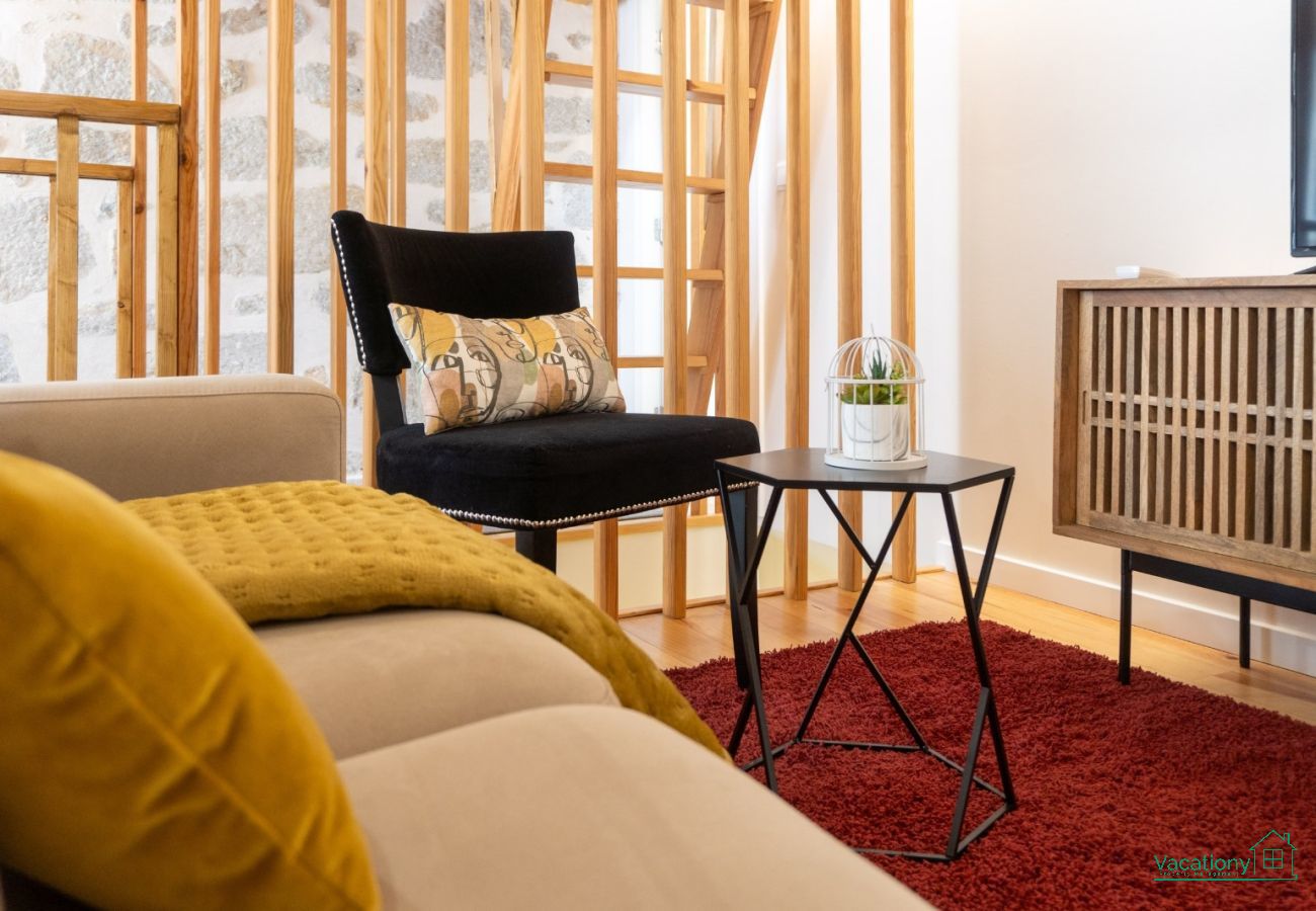 Apartment in Porto - CITY CENTER COMFORT APARTMENT B by VACATIONY