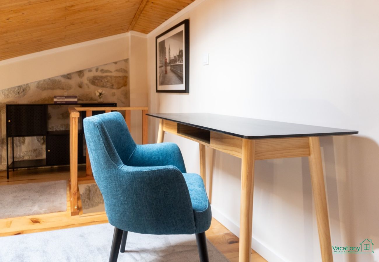 Apartment in Porto - CITY CENTER COMFORT APARTMENT B by VACATIONY
