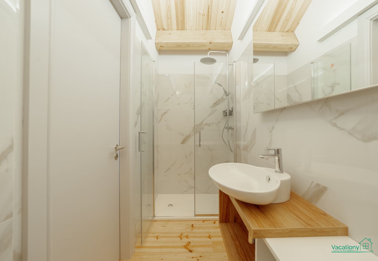 Apartment in Porto - DOWNTOWN GOLD BOLHÃO F DUPLEX by VACATIONY