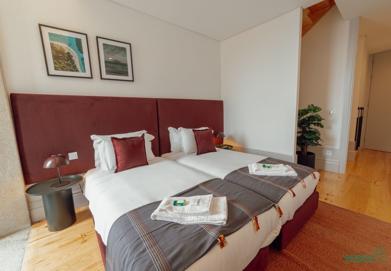 Apartment in Porto - DOWNTOWN GOLD BOLHÃO F DUPLEX by VACATIONY